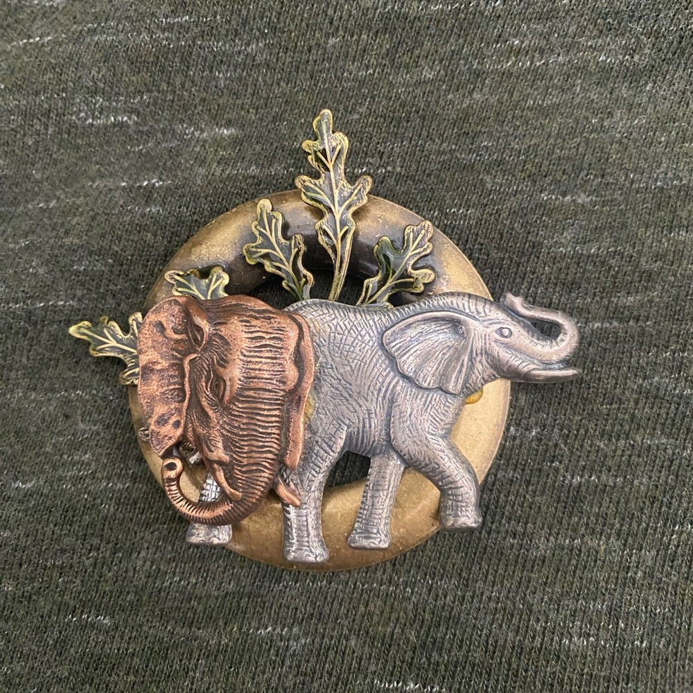 LARGE ELEPHANT BROOCH